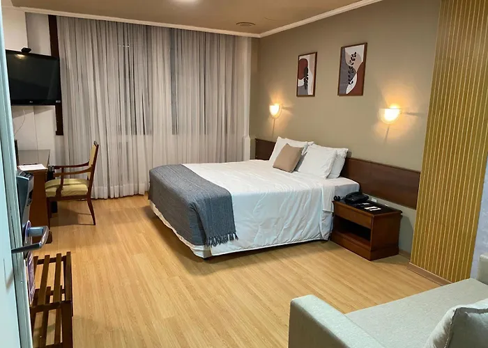 City Hotel- Cais Embarcadero, Skate Park, Nova Orla do Guaíba Porto Alegre